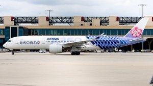 Photo of B-18918 - Airbus A350-941 operated by China Airlines