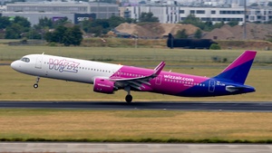 Photo of HA-LDN - Airbus A321-271NX operated by Wizz Air