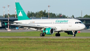 Photo of YR-ABA - Airbus A319-111 operated by Carpatair