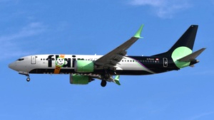 Photo of C-FLUJ - Boeing 737 MAX 8 operated by Flair Airlines