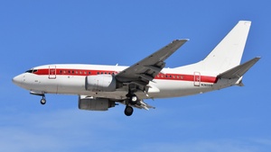N365SR - Boeing 737-66N