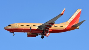 Photo of N714CB - Boeing 737-7H4 operated by Southwest Airlines