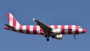 Photo of D-AICS - Airbus A320-214 operated by Condor