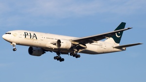 Photo of AP-BMH - Boeing 777-2Q8(ER) operated by PIA Pakistan International Airlines