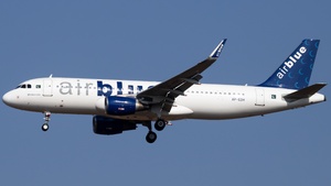 Photo of AP-EDH - Airbus A320-214 operated by Airblue