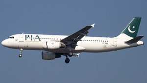 Photo of AP-BMV - Airbus A320-214 operated by PIA Pakistan International Airlines