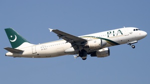 Photo with serial 2212 - Airbus A320-214