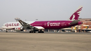 Photo of A7-BEB - Boeing 777-3DZ(ER) operated by Qatar Airways