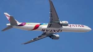 Photo of A7-BAX - Boeing 777-3DZ(ER) operated by Qatar Airways