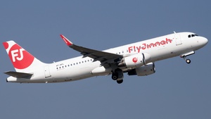 Photo of AP-BPL - Airbus A320-214 operated by Fly Jinnah
