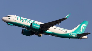 Photo of HZ-NS25 - Airbus A320-251N operated by Flynas