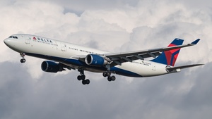 Photo of N828NW - Airbus A330-302 operated by Delta Air Lines