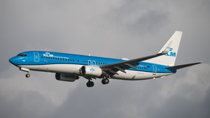 Photo of PH-BXU - Boeing 737-8BK operated by KLM Royal Dutch Airlines
