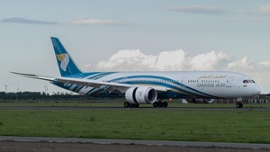 Photo of A4O-SJ - Boeing 787-9 Dreamliner operated by Oman Air