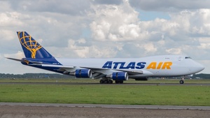 Photo of N439GT - Boeing 747-409F operated by Atlas Air