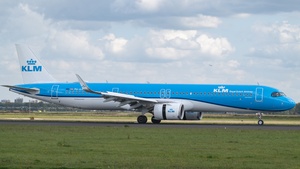 Photo of PH-AXC - Airbus A321-252NX operated by KLM Royal Dutch Airlines