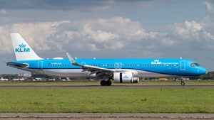 Photo with serial 12473 - Airbus A321-252NX