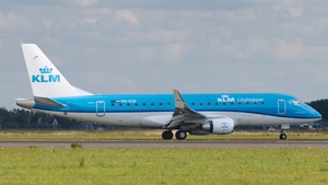 Photo of PH-EXO - Embraer ERJ-175STD operated by KLM Cityhopper