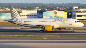 Photo of EC-JSY - Airbus A320-214 operated by Vueling