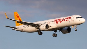 Photo of TC-RFZ - Airbus A321-251NX operated by Pegasus Airlines