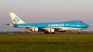 Photo of PH-CKB - Boeing 747-406F(ER) operated by KLM Cargo (opb Martinair)