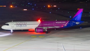 Photo of 9H-WNL - Airbus A321-271NX operated by Wizz Air Malta