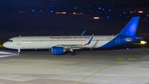 Photo of G-HLYJ - Airbus A321-251NX operated by Jet2