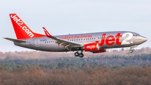 Photo of G-GDFG - Boeing 737-36Q operated by Jet2