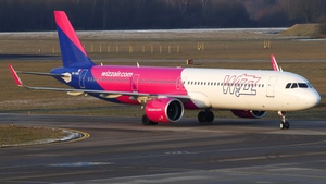 Photo of 9H-WBK - Airbus A321-271NX operated by Wizz Air Malta