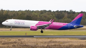 Photo of HA-LZK - Airbus A321-271NX operated by Wizz Air