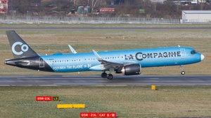 Photo of F-HBUZ - Airbus A321-252NX operated by La Compagnie