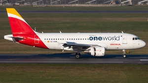 Photo of EC-KHM - Airbus A319-111 operated by Iberia