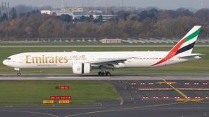Photo of A6-EPO - Boeing 777-31H(ER) operated by Emirates