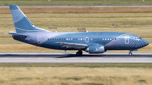 Photo of LY-FLT - Boeing 737-522 operated by KlasJet