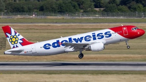 Photo of HB-JLR - Airbus A320-214 operated by Edelweiss Air