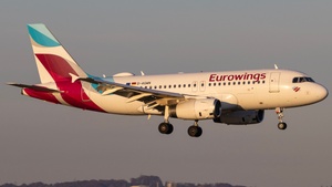 Photo of D-AGWN - Airbus A319-132 operated by Eurowings