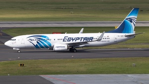 Photo of SU-GEF - Boeing 737-866 operated by Egyptair