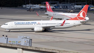 Photo of TC-JYC - Boeing 737-9F2(ER) operated by Turkish Airlines