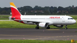 Photo of EC-IZH - Airbus A320-214 operated by Iberia