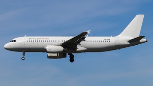 Photo of 9H-HUB - Airbus A320-232 operated by Airhub Airlines