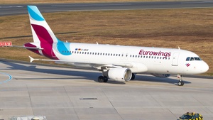 D-ABZE - Airbus A320-216