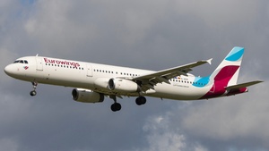 Photo of D-AIDV - Airbus A321-231 operated by Eurowings
