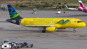 Photo of XU-725 - Airbus A320-232 operated by Sky Angkor Airlines