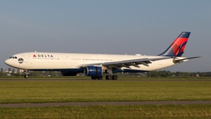 Photo of N802NW - Airbus A330-323 operated by Delta Air Lines