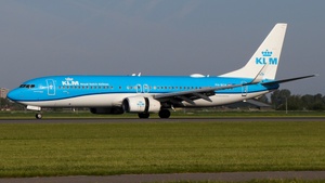 Photo of PH-BGA - Boeing 737-8K2 operated by KLM Royal Dutch Airlines