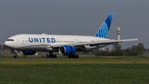 Photo of N783UA - Boeing 777-222(ER) operated by United Airlines