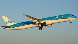 Photo of PH-BHF - Boeing 787-9 Dreamliner operated by KLM Royal Dutch Airlines