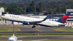 Photo of N1605 - Boeing 767-332(ER) operated by Delta Air Lines