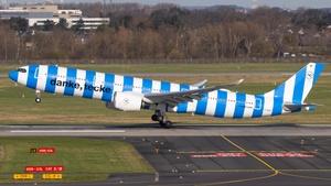 Photo of D-ANRT - Airbus A330-941 operated by Condor