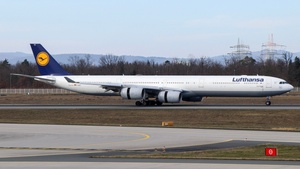 Photo of D-AIHZ - Airbus A340-642 operated by Lufthansa